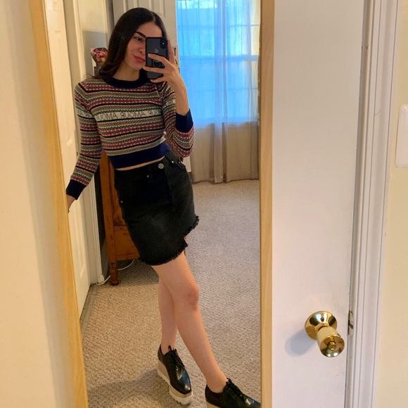 Sweater - Picture 2 of 3